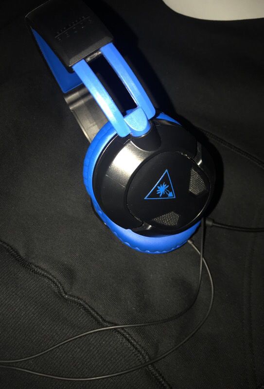 Ps4 Or xbox ONE turtle beach headset. Hear everything around you