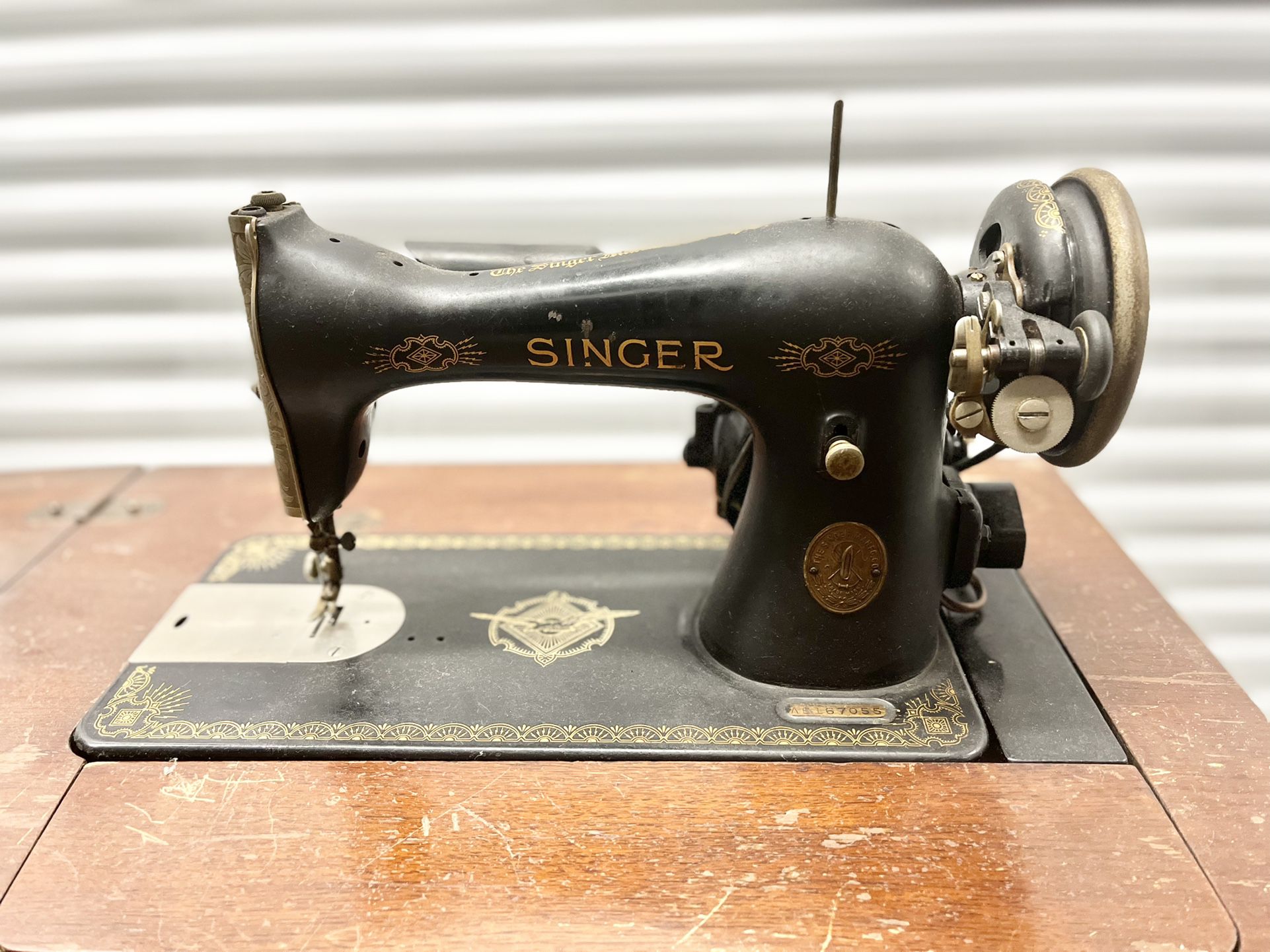 Antique Singer Sewing Machine Table 1926 AB Series For Parts/Display