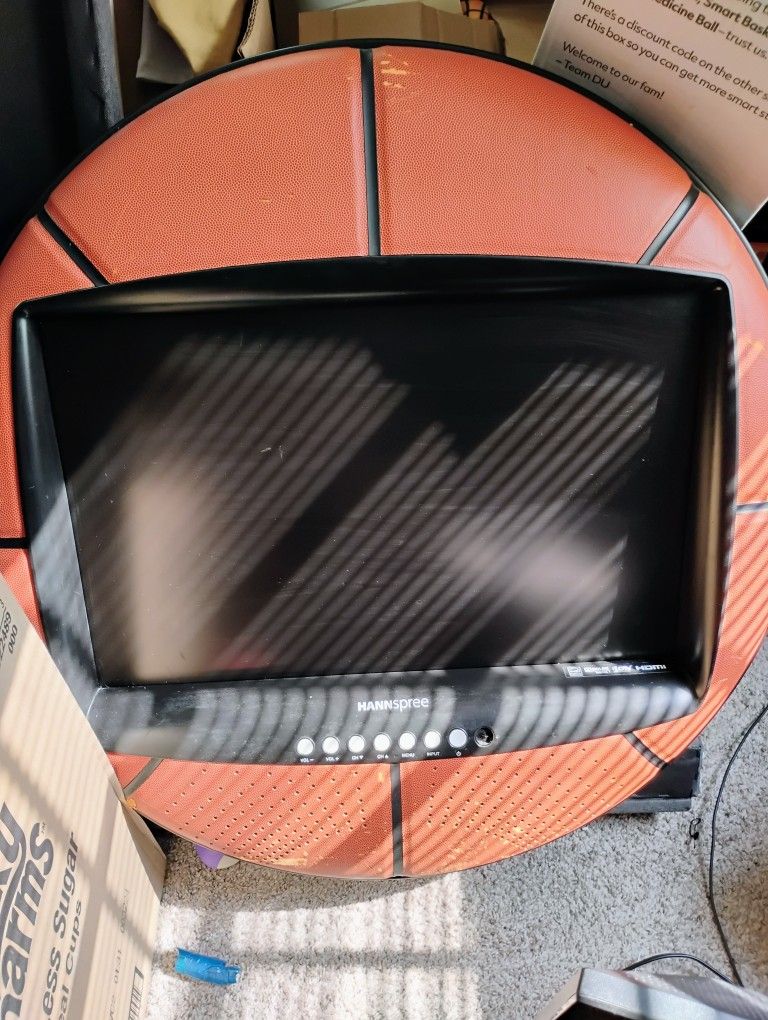 Rare!!! Basketball Tv with Remote