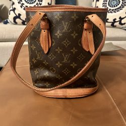 Louis Vuitton Vintage Monogram Bucket Bag