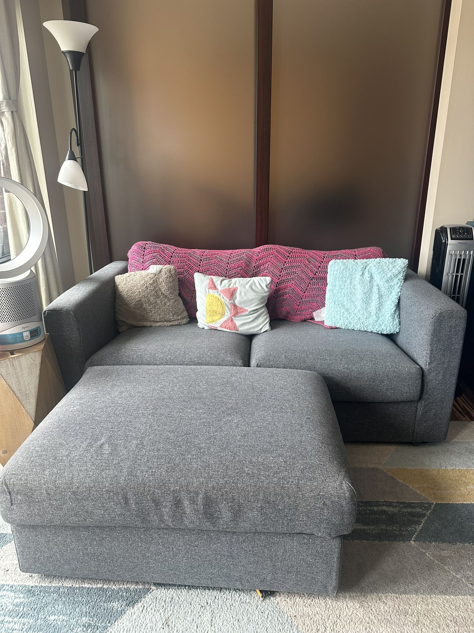 Ikea Finnala Loveseat + ottoman