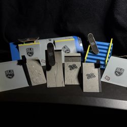 Tech Deck Combo Pack - Ramps, Rails, and Stairs - 3 Boards