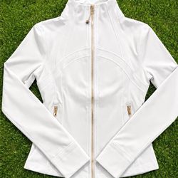 White lululemon jacket