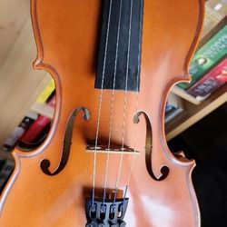 Howard Core Academy Series A15 ~ Violin