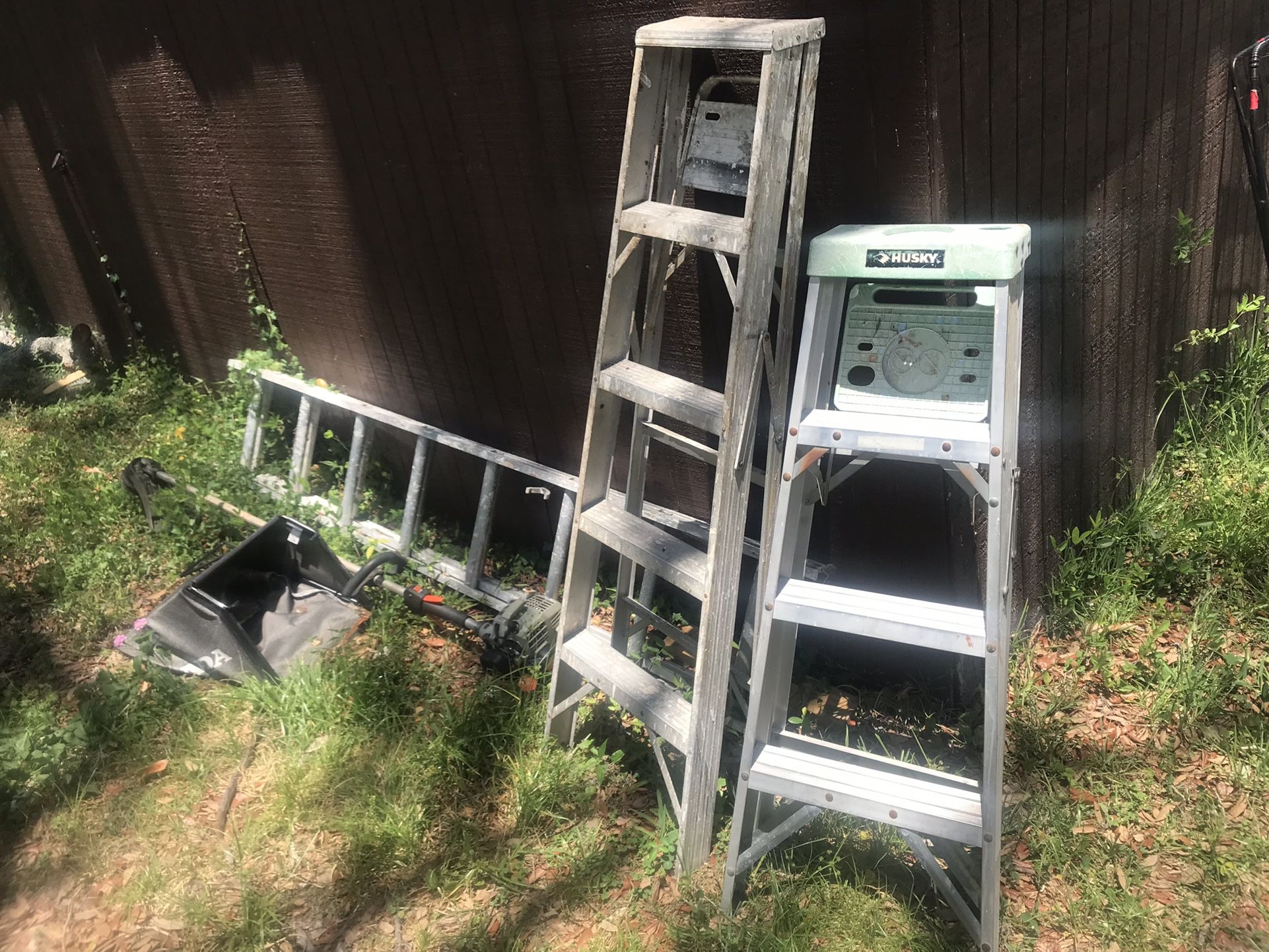 Step Ladders Aluminum 4’ 5’ For $20 Each Costco 3 Stepladder Platform Or Dolley Cart &25 Each 16’ Extension $55 Cash