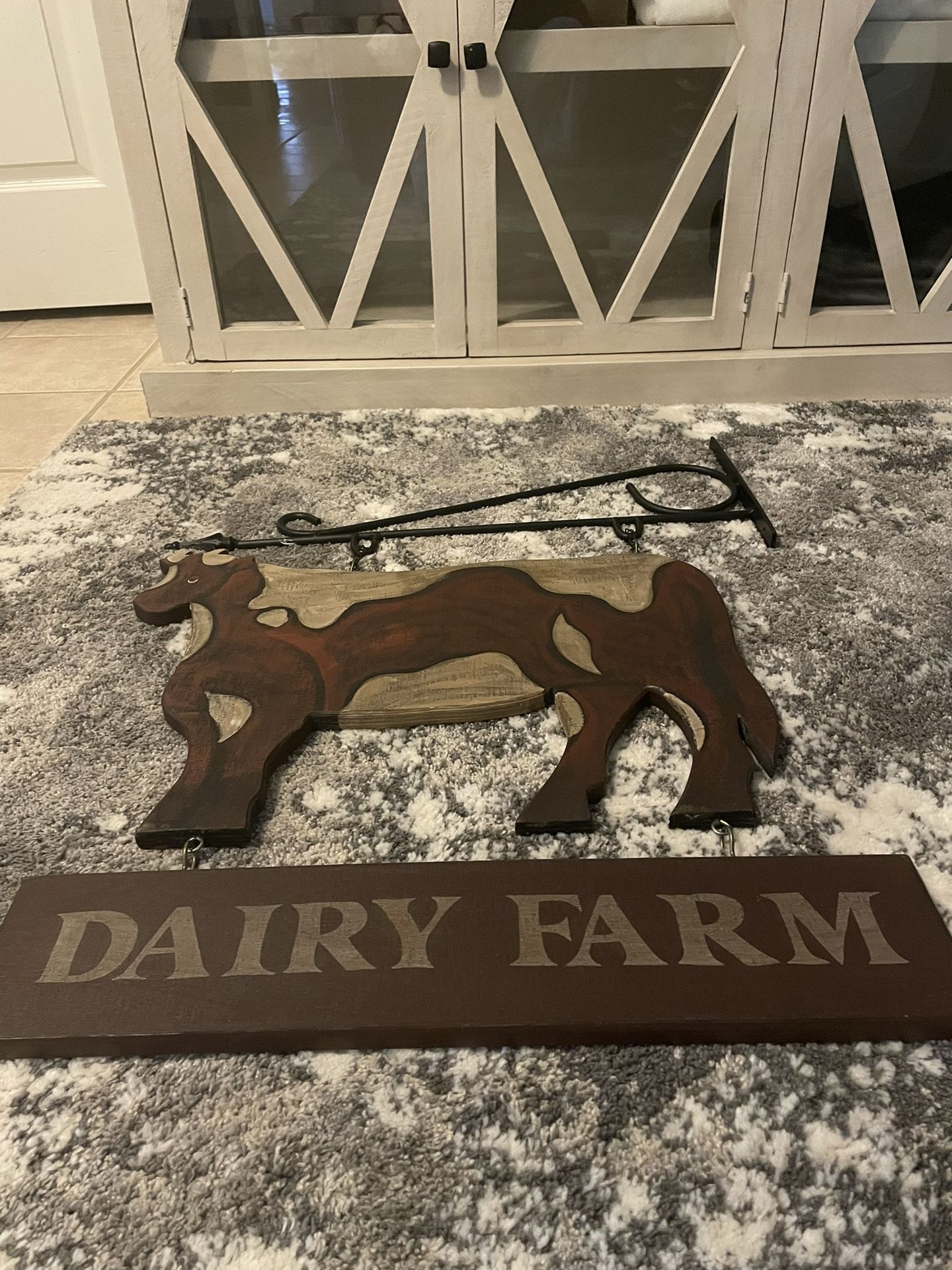 Dairy Farm Sign