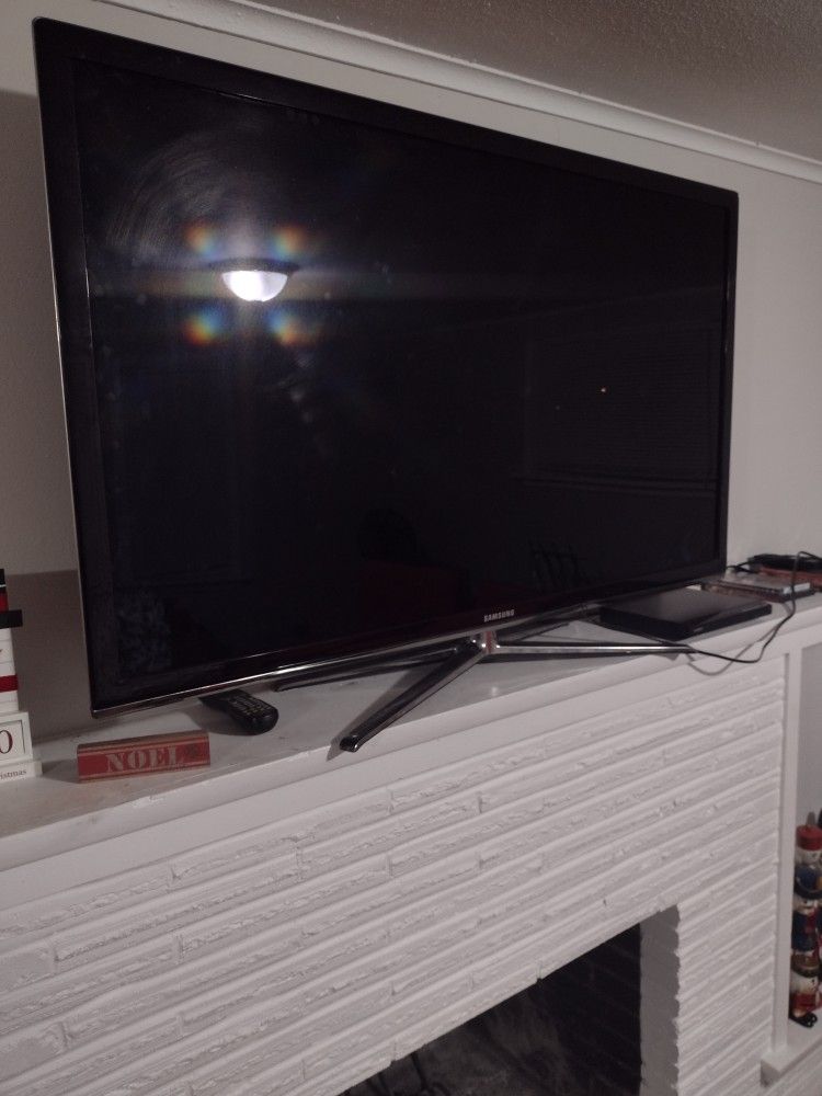 Television 52"