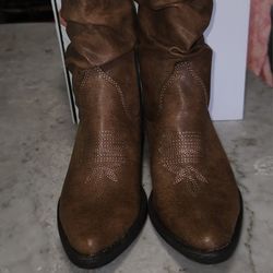 Boots For Women's 6