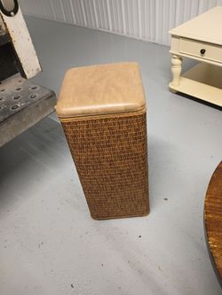 Small Clothes Hamper
