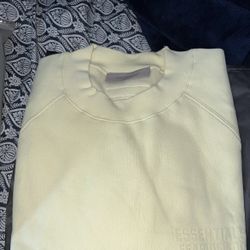 Essential Crewneck “Canary”