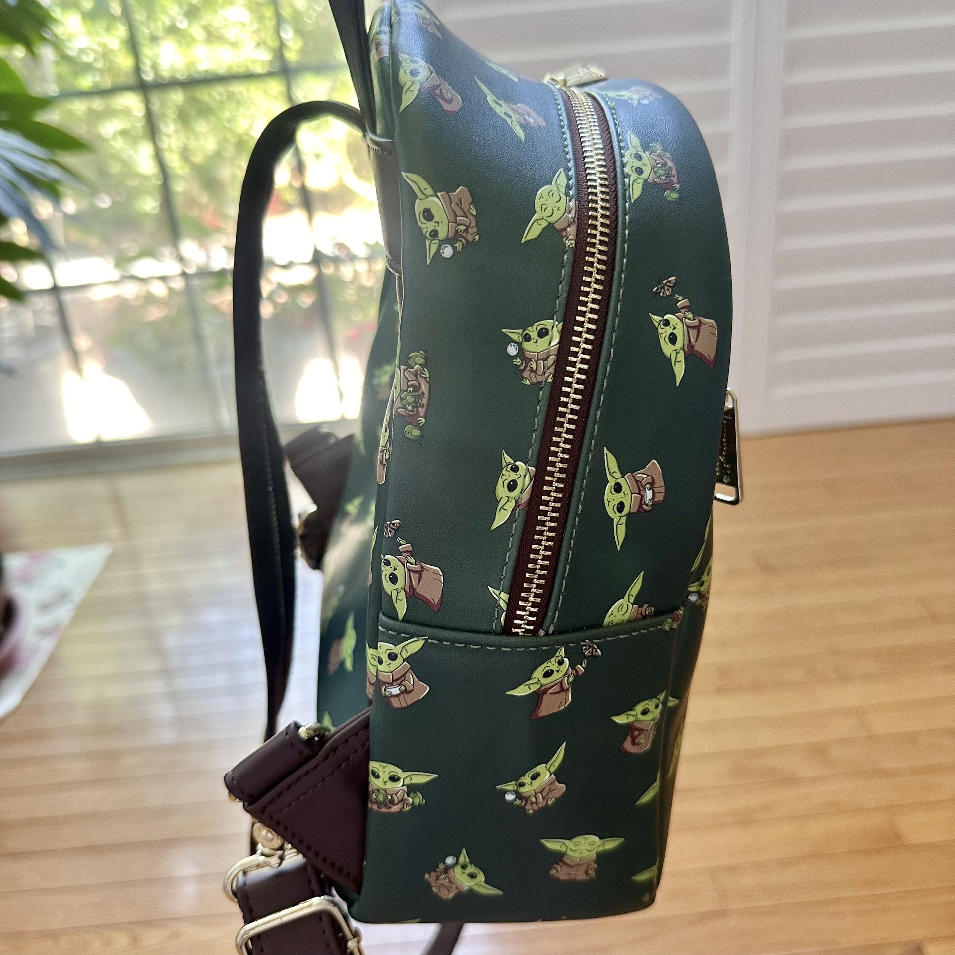 Loungefly Disney Star Wars Mandalorian Child Baby Yoda BoxLunch Convertible Backpack Jewelry Accessories