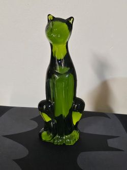 Vintage 1960s Viking Glass Epic Cat - Avocado Green ($240 OBO)