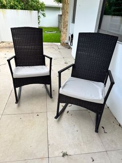 2-Piece High-Back Wicker Outdoor Rocking Chairs