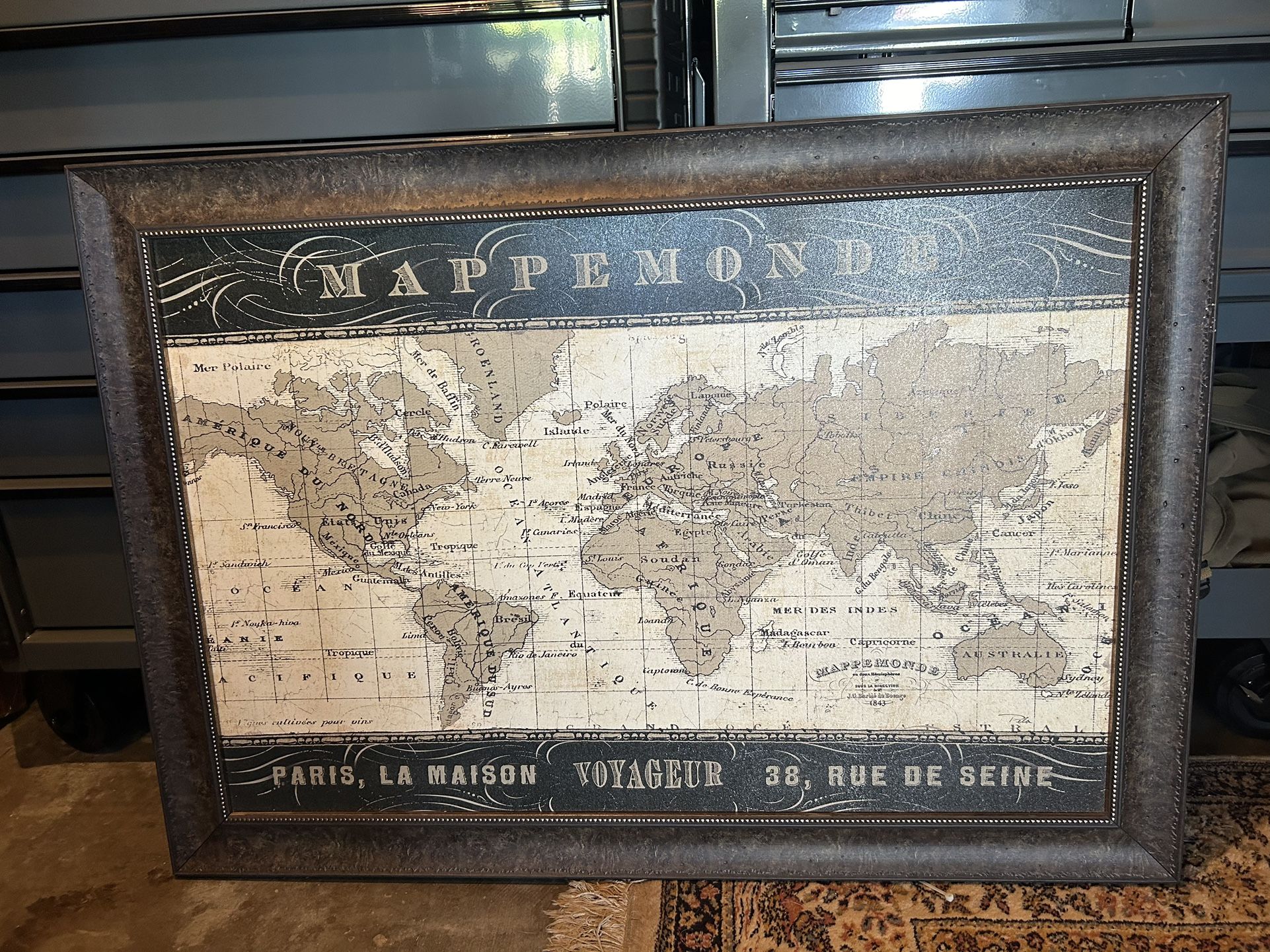 Framed Mappemonde Wall Decor