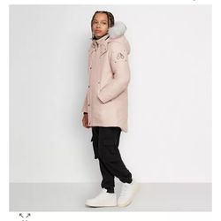 Authentic Moose Knuckle Parka