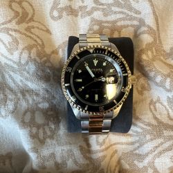 Dakota And Van Huesen