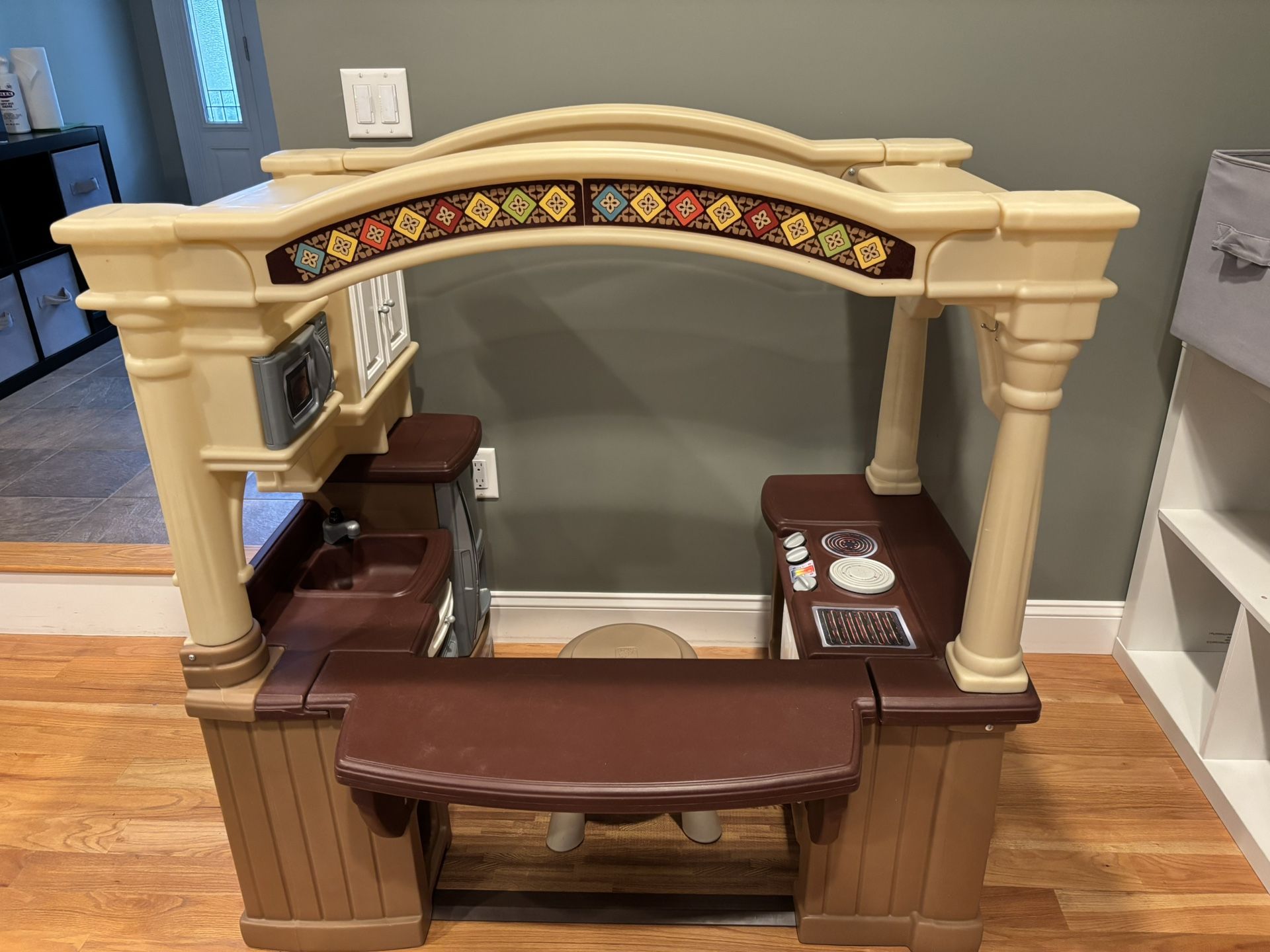 Step 2 grand Walk-in Kichen With Melissa & Doug Wooden Food