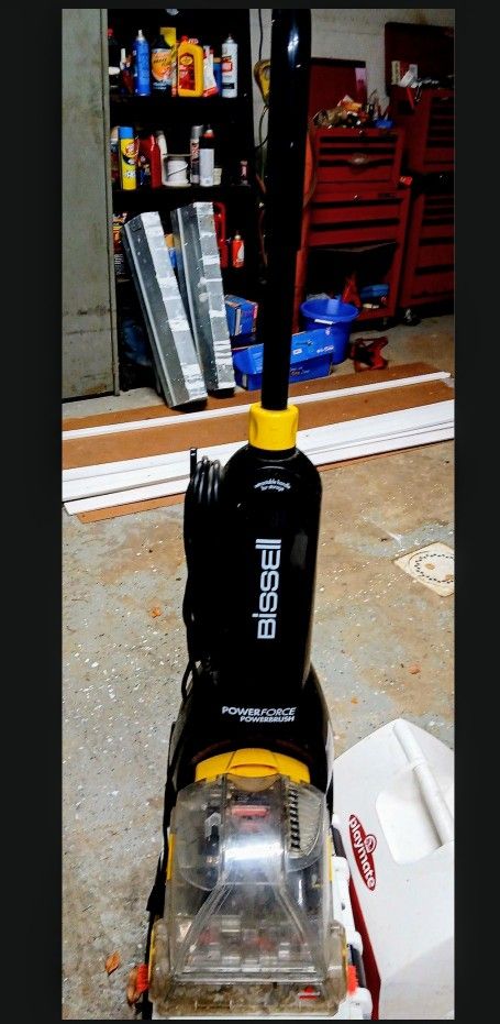 Bissell Carpet Deep Cleaner