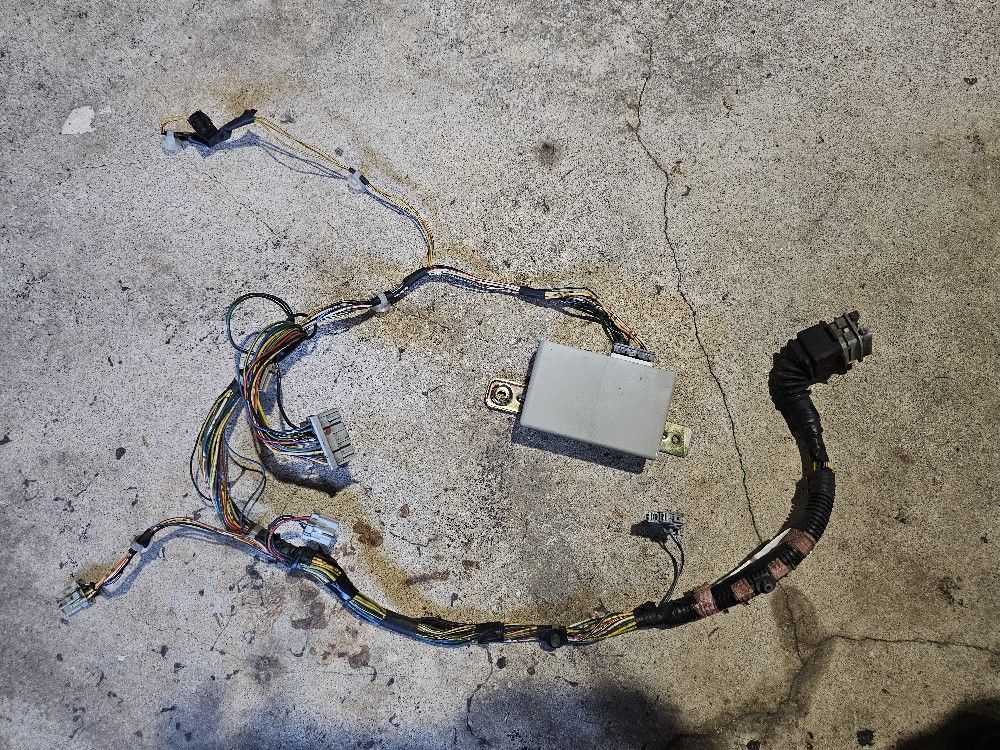 92-95 4 door Oem Eg lx power door harness with control box front driver side