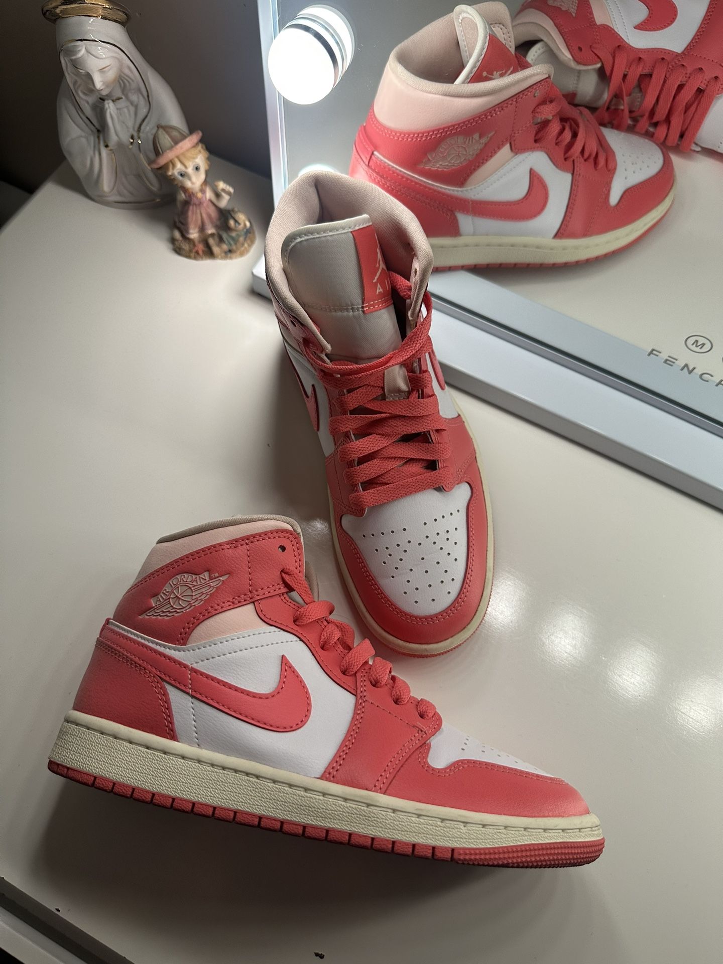 Air Jordan 1 Mid 