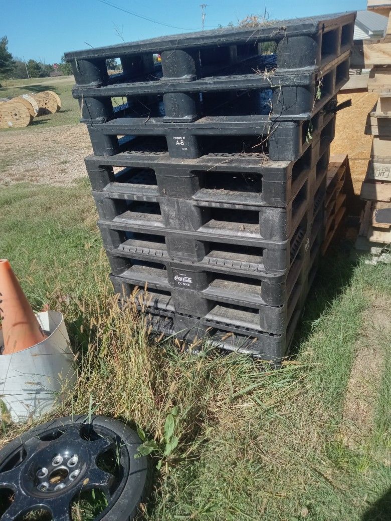Pallets 
