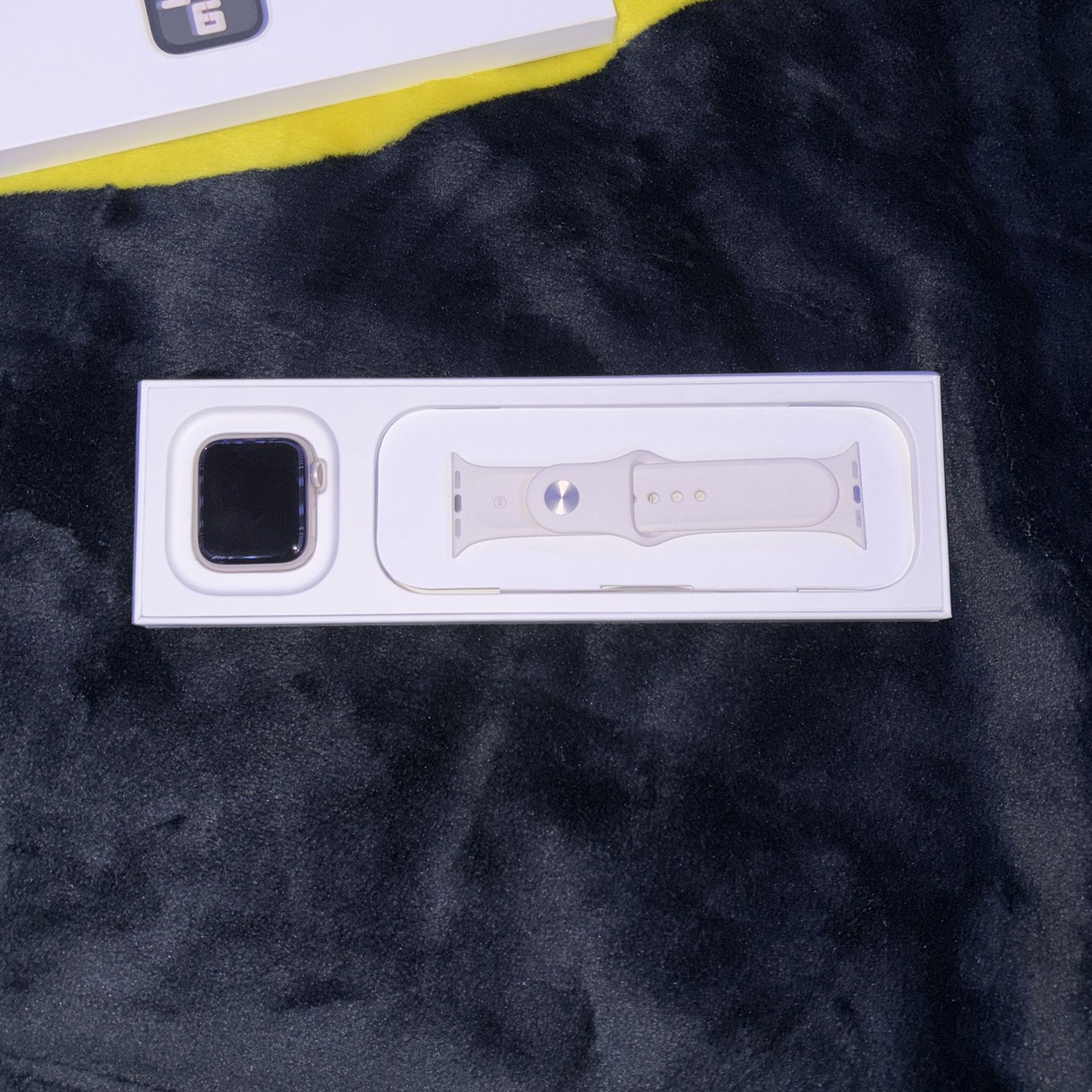Apple Watch SE (gen 2)
