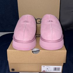 UGG size 5