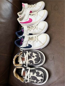 Girl shoes