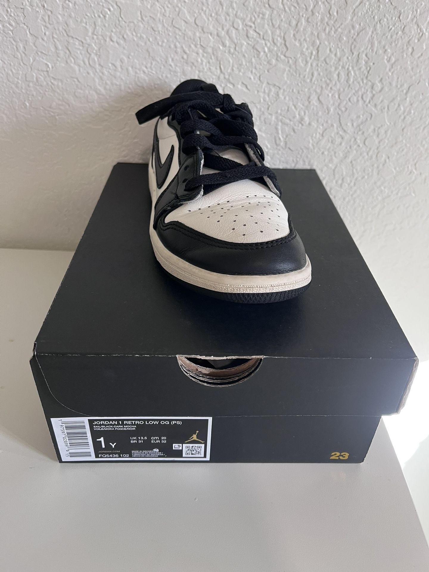Jordan 1 Retro Low OG