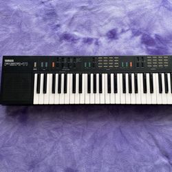 Yamaha PSR-11 Keyboard Piano