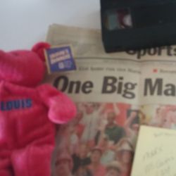 Mark McQuires 1998 Record Homerun Memorabilia 