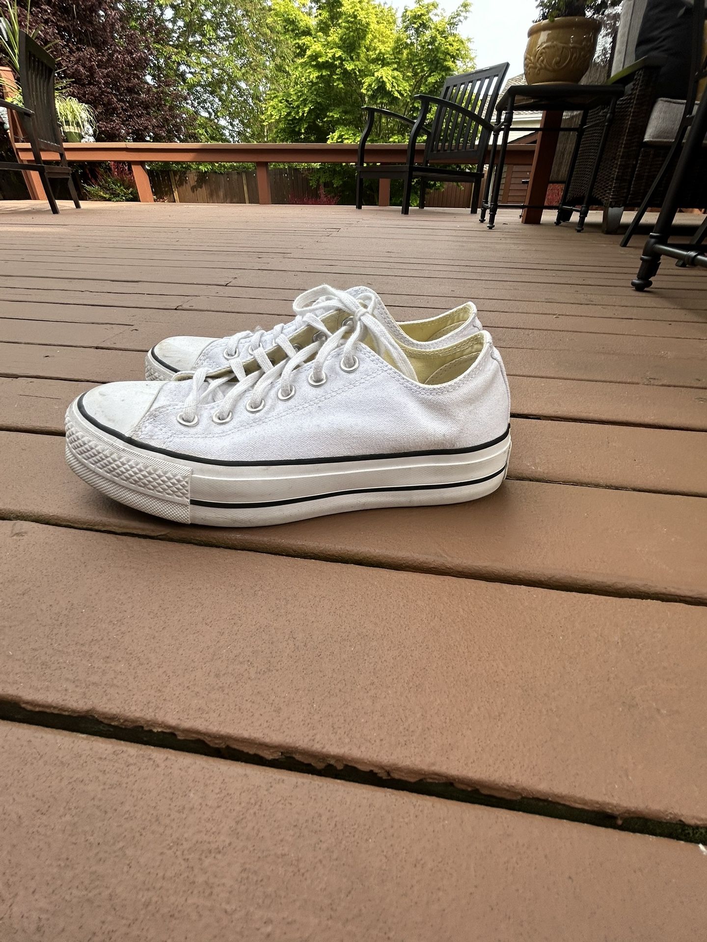 Converse Platform Shoes Women’s 7.5 