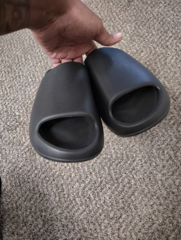 Yeezy Slides