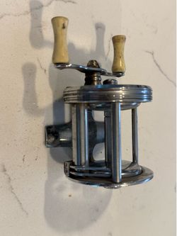 Vintage Bronson Fleetwing fishing reel