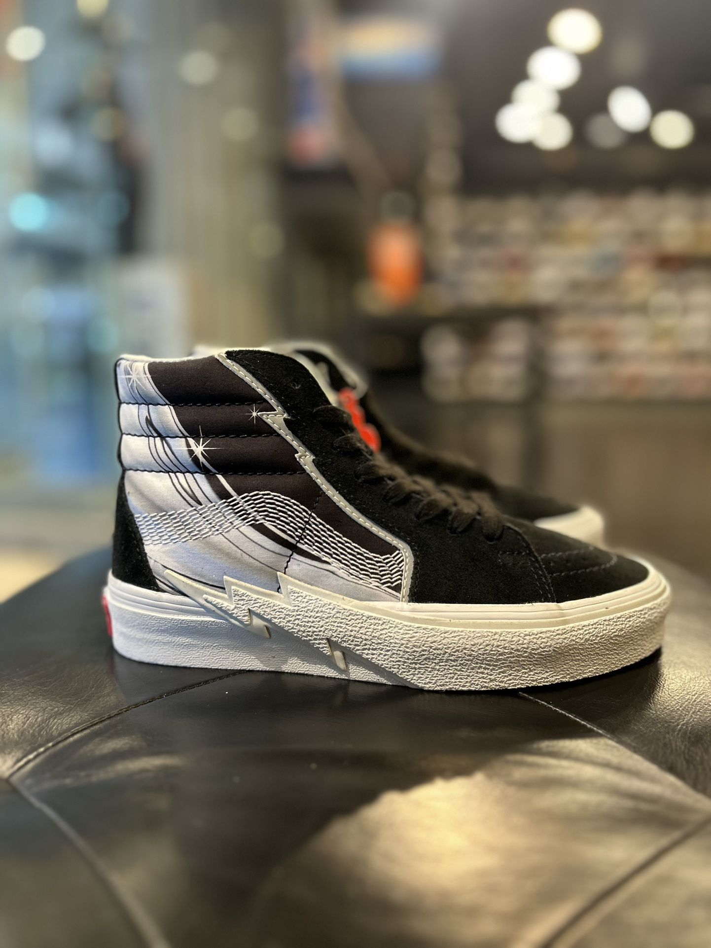Vans Sk8 Hi Bolt size 4 Men shoes