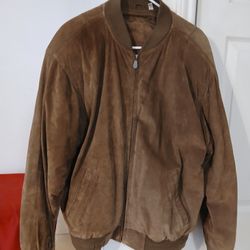 NICE LIKE NEW MEN'S LEATHER JACKET SIZE LARGE 
