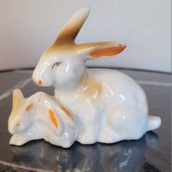 Vintage Porcelain Lusterware Bunny Rabbit w/2 Babies Figurine-Japan-Easter