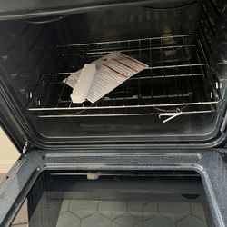 Brand New Whirlpool Electric Stove 