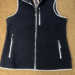 Women’s Eddie Bauer Sherpa Fleece Full Zipper Hoodie. Size Large. Brand New 