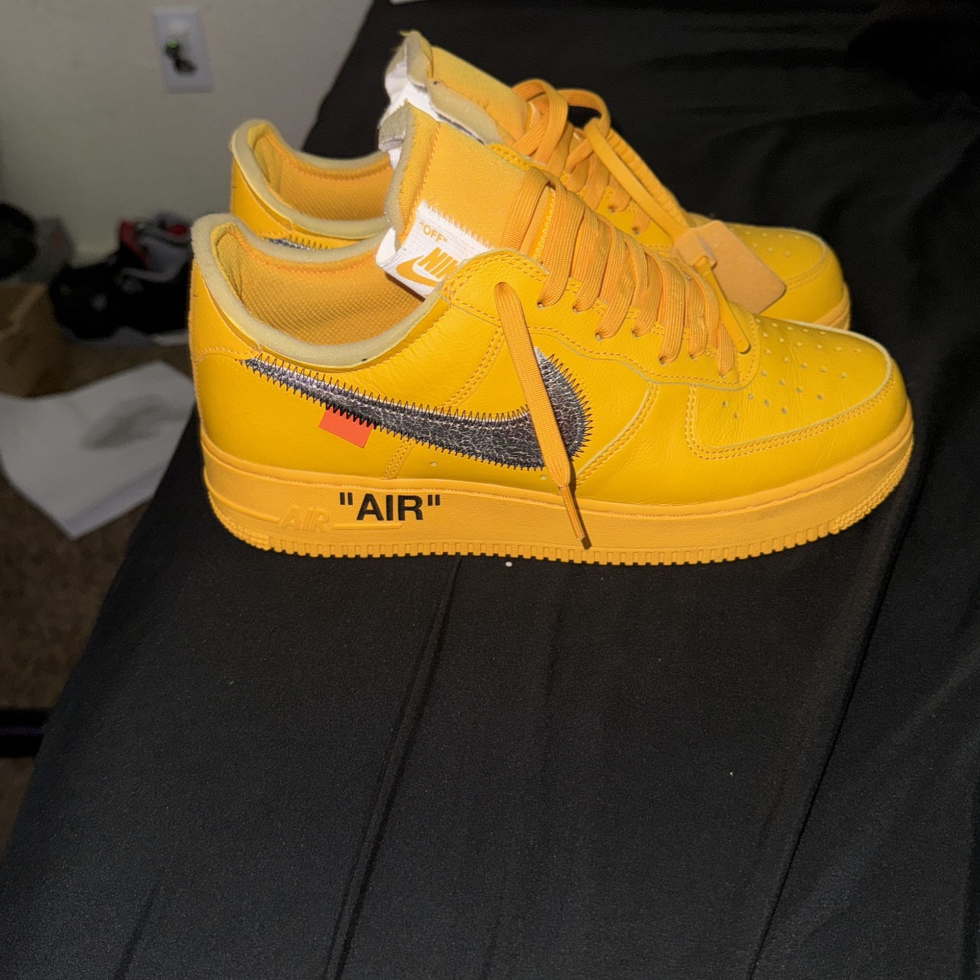 Nike Air Force 1 Low Off White Ica University Gold 