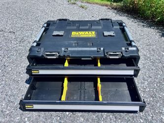 Dewalt tough system 2.0 DXL tool chest