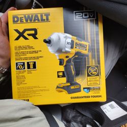 Brand New DeWalt 1/2 inch high torque impact wrench