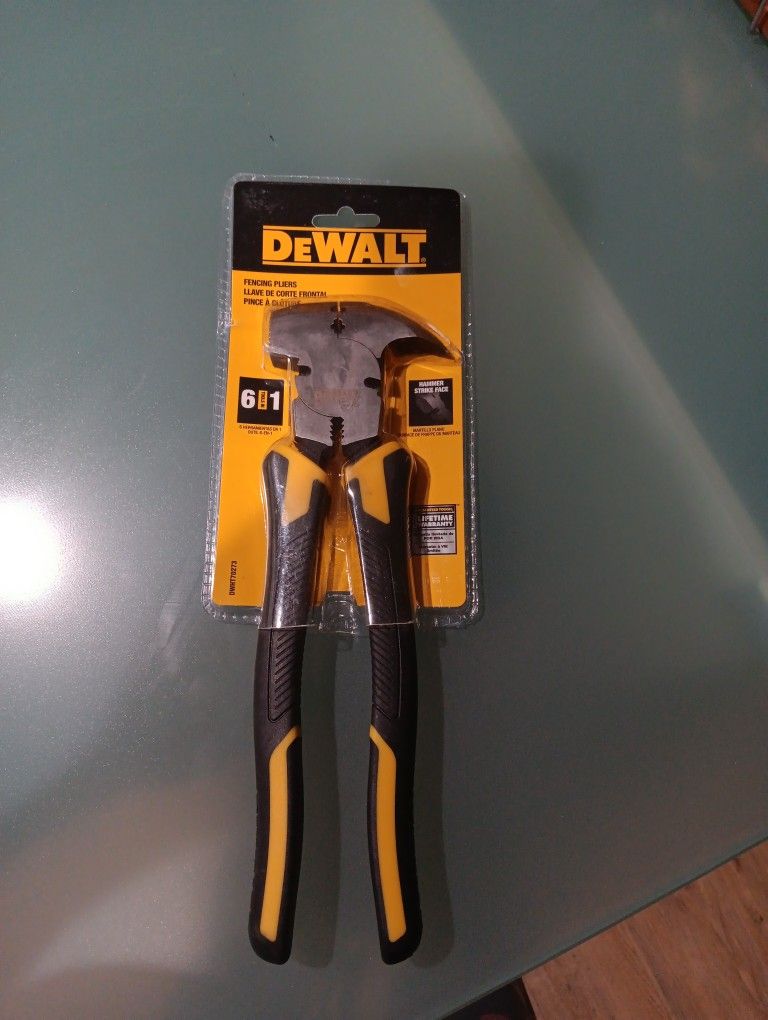 DeWalt Pliers 