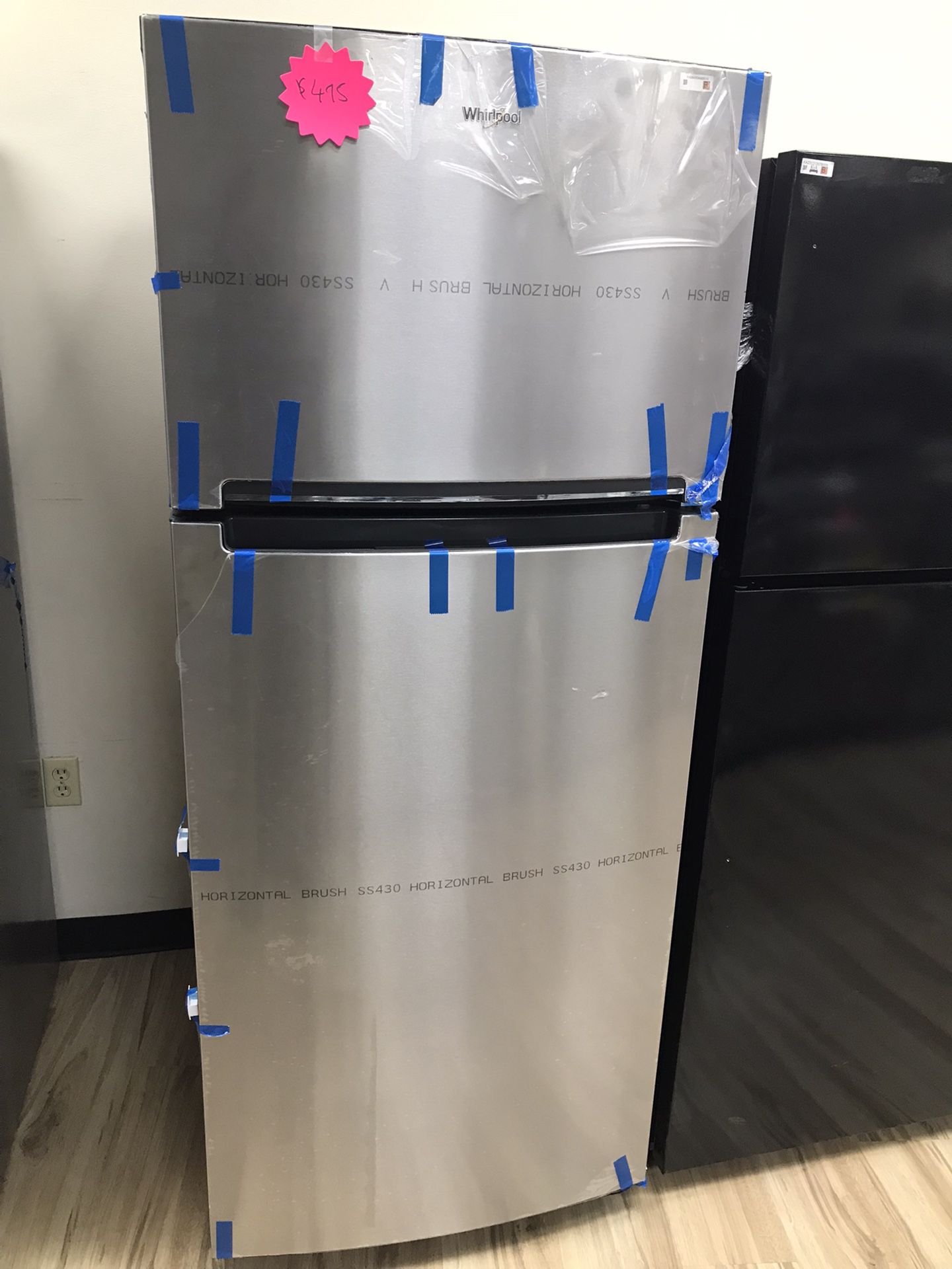 Whirpool Top Freezer Refrigerator In Stainless Steel