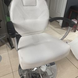 Beauty Salon Styling Chair Herman White All Purpose Salon Furniture and Barber Chairs
