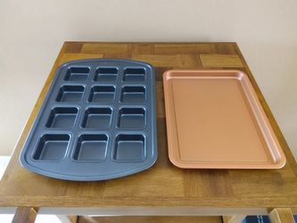 2 Different Baking Sheet Pans