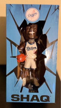 Shaquille O’Neal Bobblehead Figure (Dodgers Jersey)