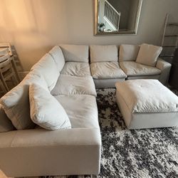 Just moved in and need to sell multiple furniture items. Make reasonable offers