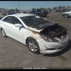 2013 Hyundai Sonata Gls Parts 2.4