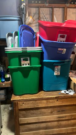 7 Containers With Lids